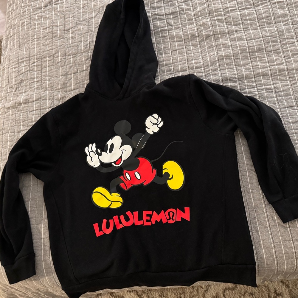 Lululemon Disney Mickey Mouse Sweatshirt Medium
